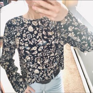 UO kimchi blue black floral crop top